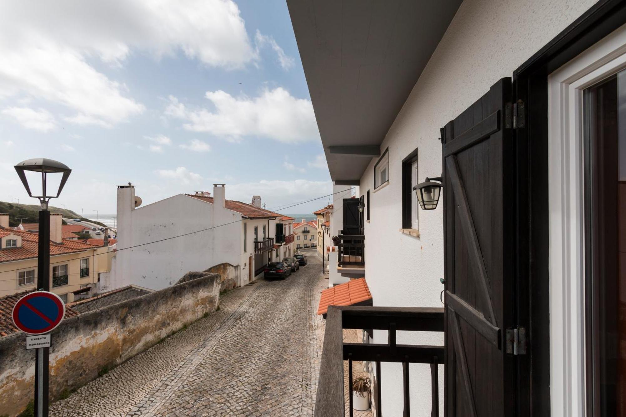 Homemoel Local Accomodation Al São Pedro de Muel Bilik gambar