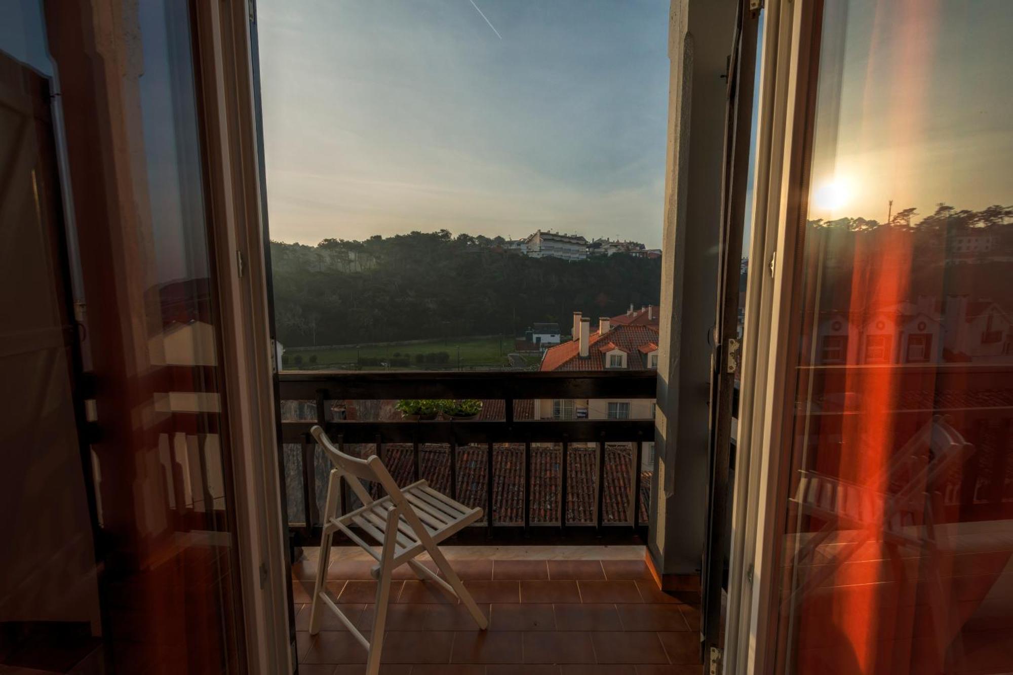 Homemoel Local Accomodation Al São Pedro de Muel Bilik gambar
