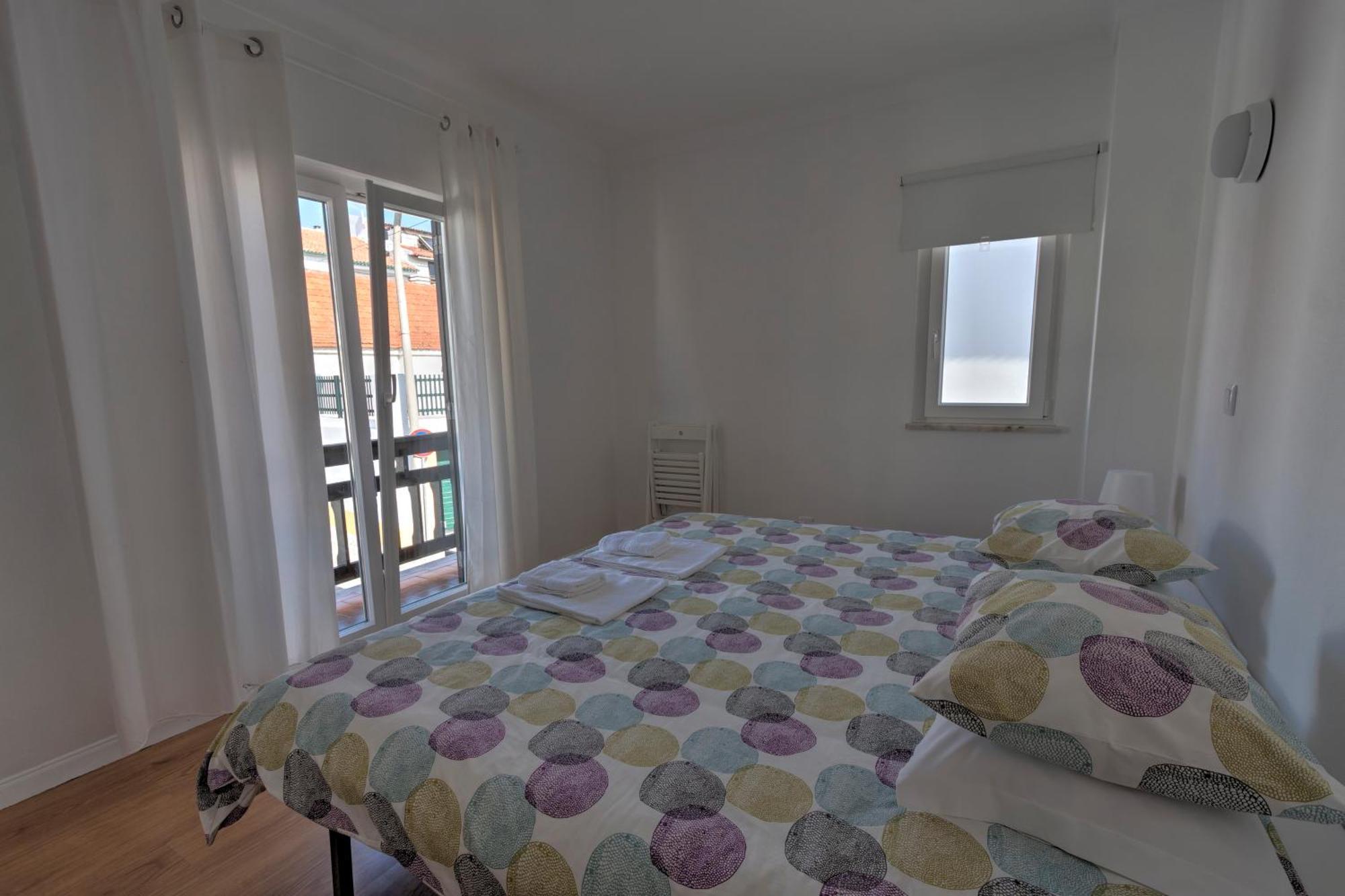 Homemoel Local Accomodation Al São Pedro de Muel Bilik gambar