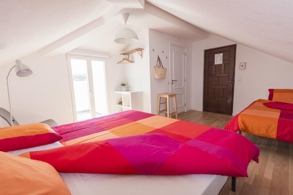 Homemoel Local Accomodation Al São Pedro de Muel Luaran gambar